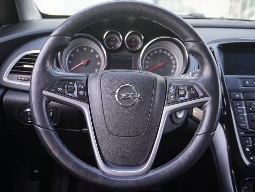 Opel Astra J Рестайлинг Москва  - изображение 14