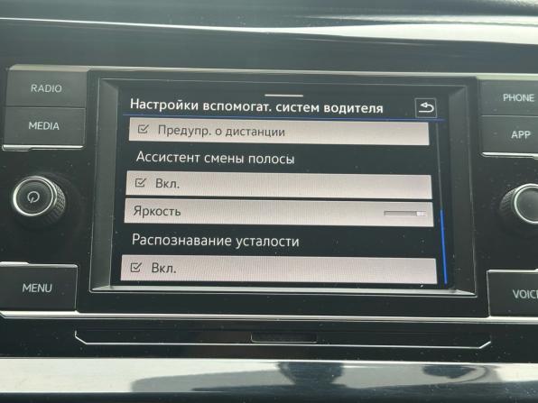 Volkswagen Multivan T6 Рестайлинг с пробегом 2020 года, цена 4 479 000 рублей, 159000 км, минивэн, Автокод Объявления