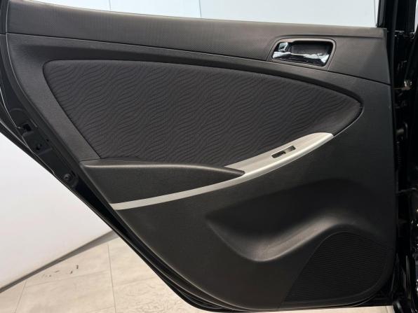 Hyundai Solaris I с пробегом 2011 года, цена 885 000 рублей, 68497 км, седан, Автокод Объявления