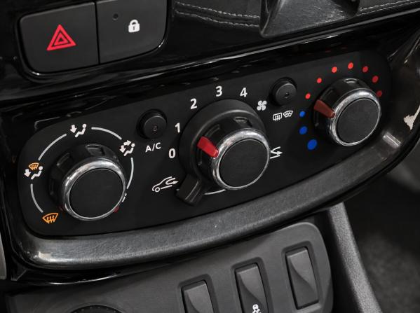 Renault Duster I с пробегом 2013 года, цена 699 000 рублей, 275000 км, внедорожник, Автокод Объявления