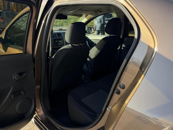 Renault Logan II Рестайлинг с пробегом 2020 года, цена 1 275 000 рублей, 83299 км, седан, Автокод Объявления