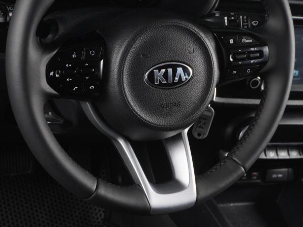 Kia Rio IV с пробегом 2018 года, цена 1 549 000 рублей, 72218 км, седан, Автокод Объявления