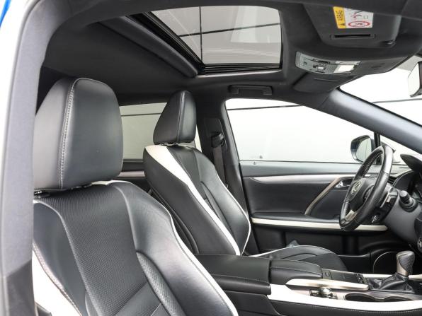 Lexus RX IV Рестайлинг с пробегом 2019 года, цена 4 150 000 рублей, 239800 км, внедорожник, Автокод Объявления