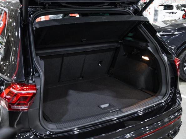 Volkswagen Tiguan II Рестайлинг с пробегом 2021 года, цена 2 919 777 рублей, 91347 км, внедорожник, Автокод Объявления