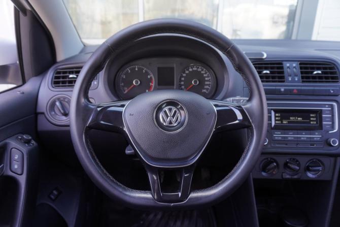 Volkswagen Polo V Рестайлинг с пробегом 2018 года, цена 840 000 рублей, 245992 км, седан, Автокод Объявления