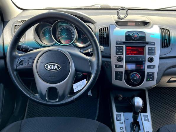 Kia Cerato II с пробегом 2009 года, цена 575 000 рублей, 227000 км, седан, Автокод Объявления
