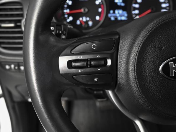 Kia Rio IV с пробегом 2019 года, цена 1 699 000 рублей, 30182 км, седан, Автокод Объявления