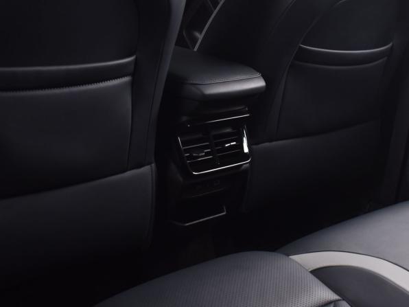 Geely Atlas II с пробегом 2024 года, цена 2 299 999 рублей, 103937 км, внедорожник, Автокод Объявления