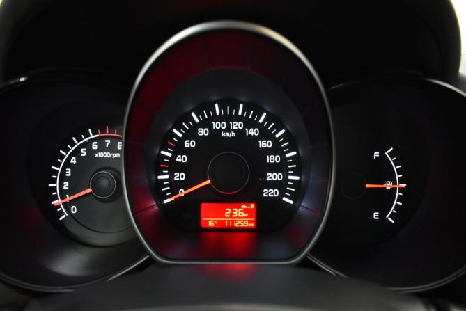 Kia Rio III Рестайлинг с пробегом 2016 года, цена 1 030 000 рублей, 111259 км, седан, Автокод Объявления