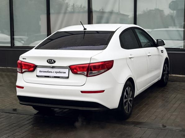 Kia Rio III Рестайлинг с пробегом 2015 года, цена 999 000 рублей, 142354 км, седан, Автокод Объявления