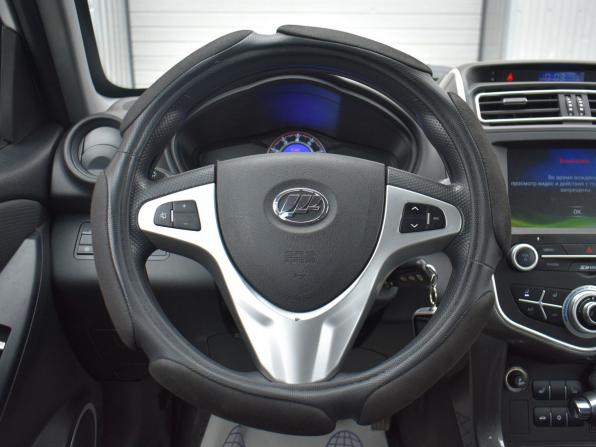 Lifan X60 I Рестайлинг 2 с пробегом 2017 года, цена 799 000 рублей, 59800 км, внедорожник, Автокод Объявления