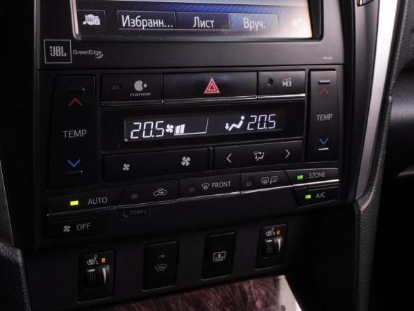 Toyota Camry VII (XV50) Рестайлинг 2 с пробегом 2017 года, цена 2 339 000 рублей, 439673 км, седан, Автокод Объявления