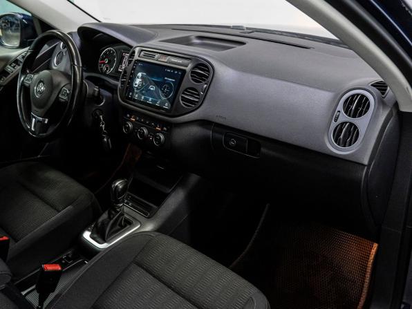 Volkswagen Tiguan I Рестайлинг с пробегом 2015 года, цена 1 799 000 рублей, 132995 км, внедорожник, Автокод Объявления