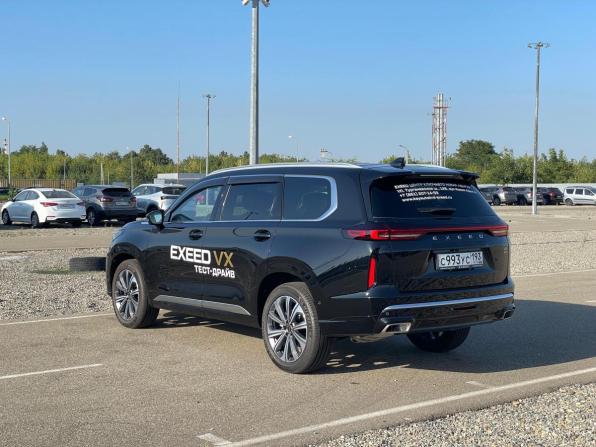 Exeed VX I Рестайлинг с пробегом 2024 года, цена 4 390 000 рублей, 56 км, внедорожник, Автокод Объявления