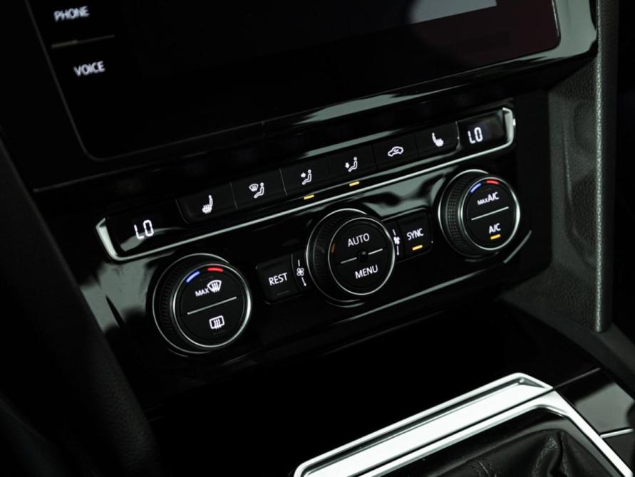 Volkswagen Passat B8 Санкт-Петербург  - изображение 17
