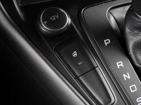Ford Focus III Рестайлинг с пробегом 2018 года, цена 1 350 000 рублей, 139045 км, седан, Автокод Объявления