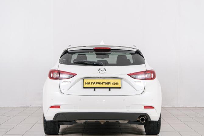 Mazda Axela III Рестайлинг с пробегом 2017 года, цена 1 449 000 рублей, 114571 км, хэтчбек, Автокод Объявления