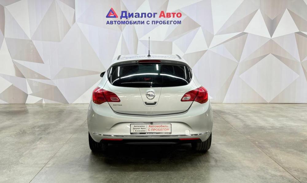 Opel Astra J Рестайлинг Азнакаево  - изображение 6