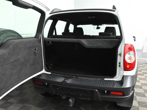 Chevrolet Niva I Рестайлинг с пробегом 2017 года, цена 660 000 рублей, 98231 км, внедорожник, Автокод Объявления