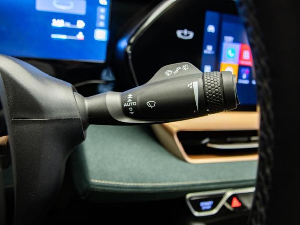 Geely Monjaro I с пробегом 2023 года, цена 2 949 000 рублей, 68515 км, внедорожник, Автокод Объявления