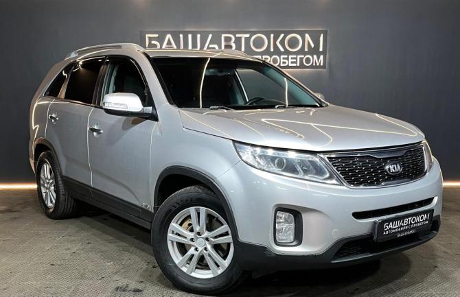 Kia Sorento II Рестайлинг с пробегом 2014 года, цена 1 730 000 рублей, 277533 км, внедорожник, Автокод Объявления