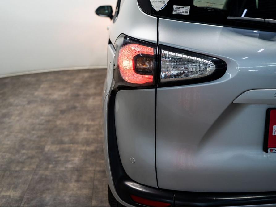 Toyota Sienta II Чита  - изображение 21