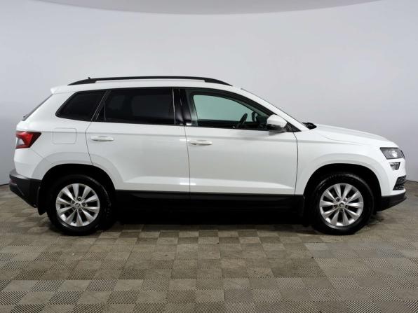 Skoda Karoq I с пробегом 2020 года, цена 2 048 000 рублей, 83729 км, внедорожник, Автокод Объявления