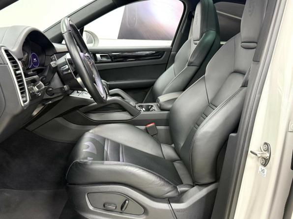 Porsche Cayenne III с пробегом 2022 года, цена 11 995 000 рублей, 26760 км, внедорожник, Автокод Объявления