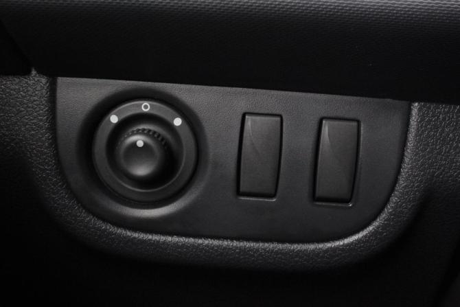 Renault Sandero II Рестайлинг с пробегом 2019 года, цена 1 120 000 рублей, 156001 км, хэтчбек, Автокод Объявления