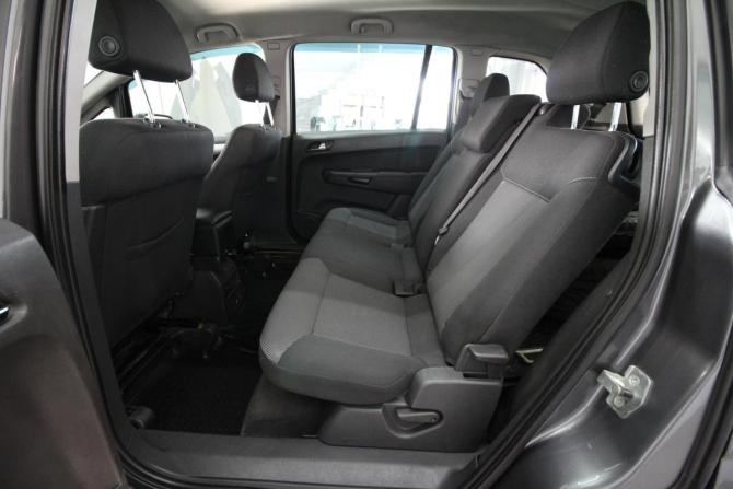Opel Zafira B Рестайлинг с пробегом 2012 года, цена 650 000 рублей, 232000 км, минивэн, Автокод Объявления