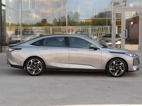 Changan Lamore с пробегом 2023 года, цена 2 000 000 рублей, 40529 км, седан, Автокод Объявления