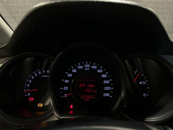 Kia Ceed II с пробегом 2014 года, цена 1 100 000 рублей, 141578 км, хэтчбек, Автокод Объявления