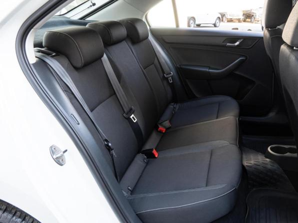 Skoda Rapid I с пробегом 2014 года, цена 1 170 000 рублей, 126256 км, лифтбек, Автокод Объявления