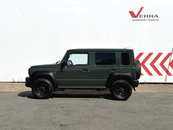 Suzuki Jimny IV с пробегом 2023 года, цена 3 340 000 рублей, 8151 км, внедорожник, Автокод Объявления