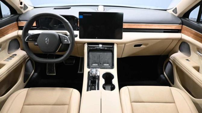 Aito M5 I с пробегом 2023 года, цена 3 650 000 рублей, 30348 км, внедорожник, Автокод Объявления