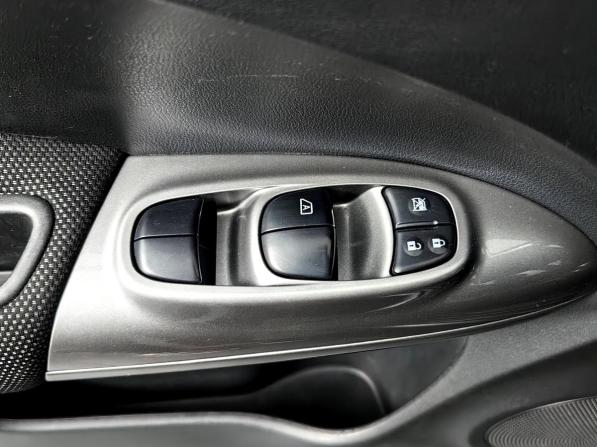 Nissan Juke I с пробегом 2013 года, цена 848 000 рублей, 144357 км, внедорожник, Автокод Объявления