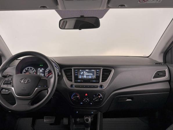 Hyundai Solaris II Рестайлинг с пробегом 2021 года, цена 1 625 000 рублей, 47106 км, седан, Автокод Объявления