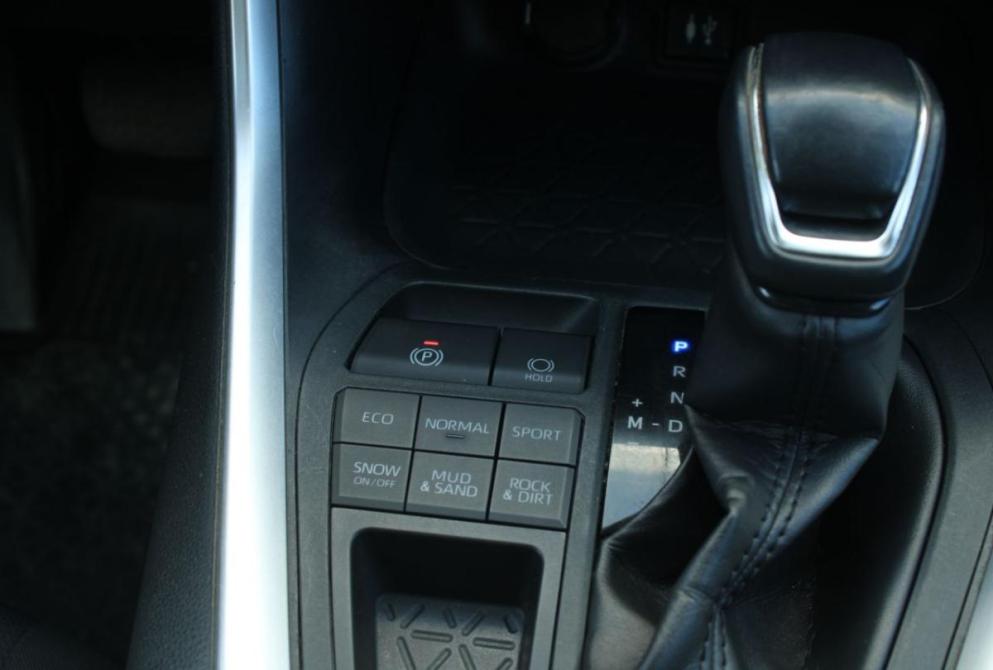 Toyota RAV4 IV (XA40) Рестайлинг Саратов  - изображение 19