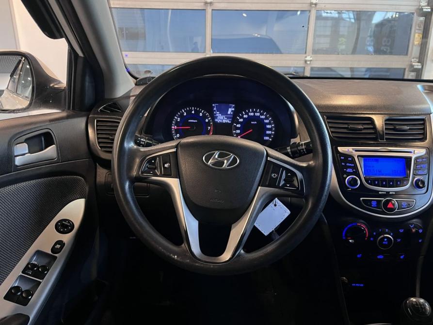 Hyundai Solaris I Чебоксары  - изображение 10