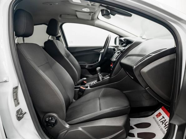Ford Focus III Рестайлинг с пробегом 2019 года, цена 1 140 000 рублей, 137700 км, хэтчбек, Автокод Объявления