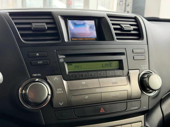 Toyota Highlander II (XU40) Рестайлинг с пробегом 2012 года, цена 1 749 000 рублей, 136137 км, внедорожник, Автокод Объявления