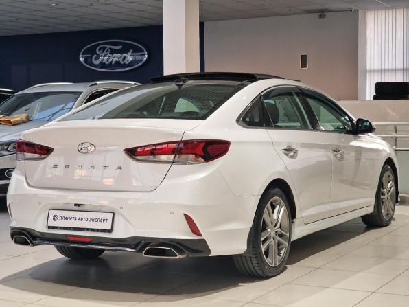 Hyundai Sonata VII (LF) Рестайлинг с пробегом 2018 года, цена 1 849 000 рублей, 99086 км, седан, Автокод Объявления