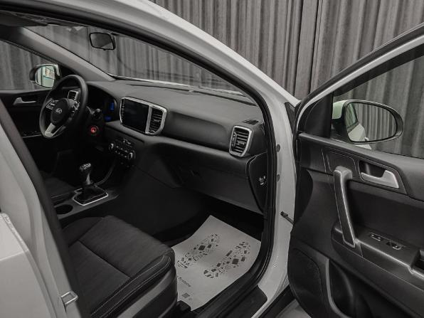 Kia Sportage IV Рестайлинг с пробегом 2019 года, цена 1 699 000 рублей, 86000 км, внедорожник, Автокод Объявления