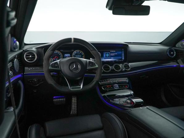 Mercedes-Benz E-Класс AMG V (W213) с пробегом 2018 года, цена 6 400 055 рублей, 101944 км, седан, Автокод Объявления