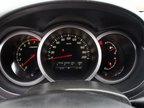 Suzuki Grand Vitara II Рестайлинг с пробегом 2011 года, цена 985 000 рублей, 126000 км, внедорожник, Автокод Объявления