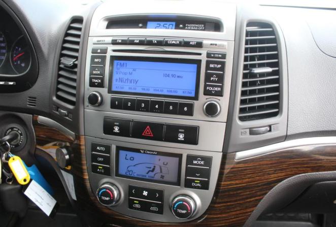Hyundai Santa Fe II Рестайлинг с пробегом 2011 года, цена 1 350 000 рублей, 184690 км, внедорожник, Автокод Объявления