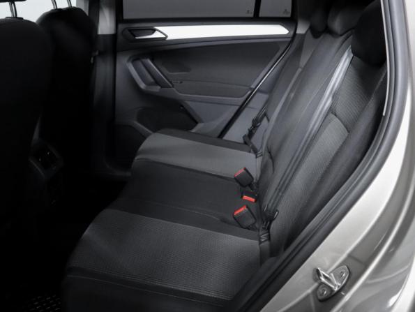 Volkswagen Tiguan II Рестайлинг с пробегом 2021 года, цена 2 550 000 рублей, 88525 км, внедорожник, Автокод Объявления