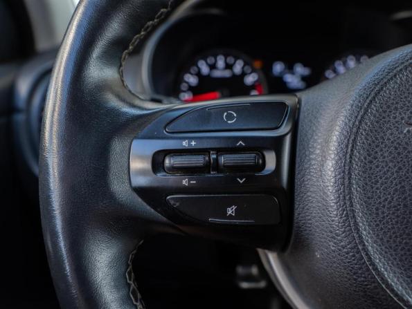 Kia Rio IV с пробегом 2019 года, цена 1 650 000 рублей, 63043 км, хэтчбек, Автокод Объявления