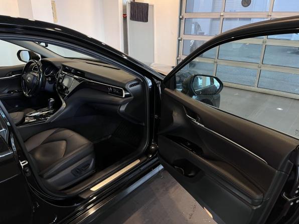 Toyota Camry VIII (XV70) с пробегом 2021 года, цена 2 520 000 рублей, 219645 км, седан, Автокод Объявления