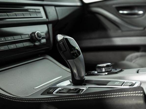 BMW 5 серии VI (F10/F11/F07) Рестайлинг с пробегом 2016 года, цена 2 150 000 рублей, 140606 км, седан, Автокод Объявления